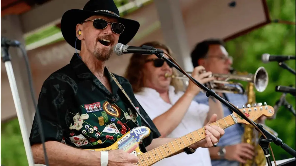 Chris Daniels and The Kings at Swallow Hill at Daniels Hall at Swallow Hill Music