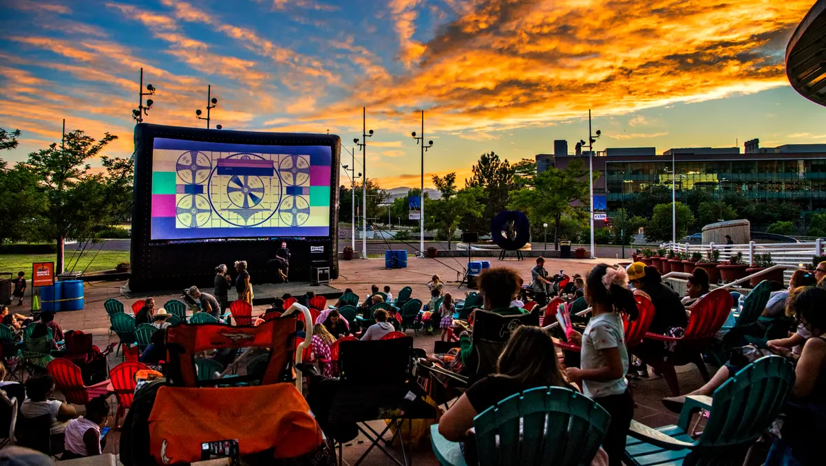 Sunset Cinema: Shaun of the Dead at Sculpture Park